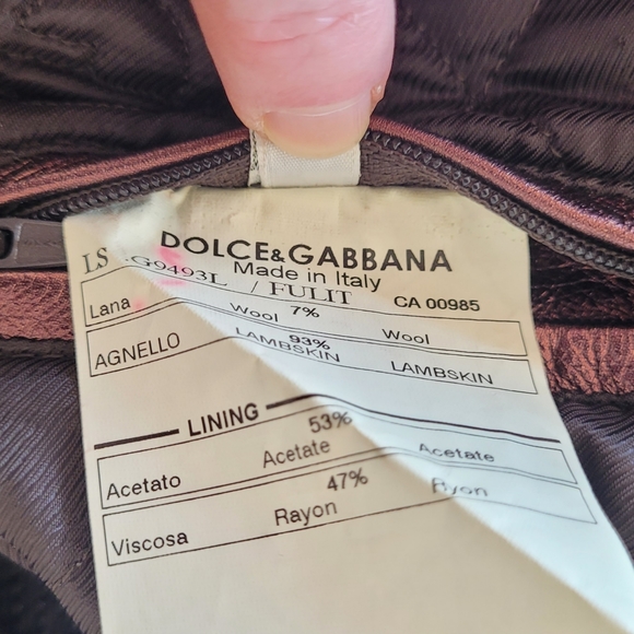 Mens authentic Dolce & Gabanna Aubergine metallic leather coat. - Picture 6 of 7